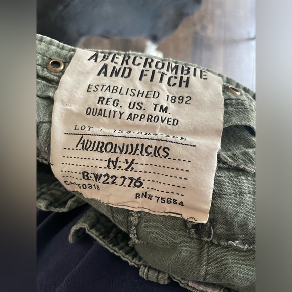 Abercrombie & Fitch pants - Picture 2 of 3